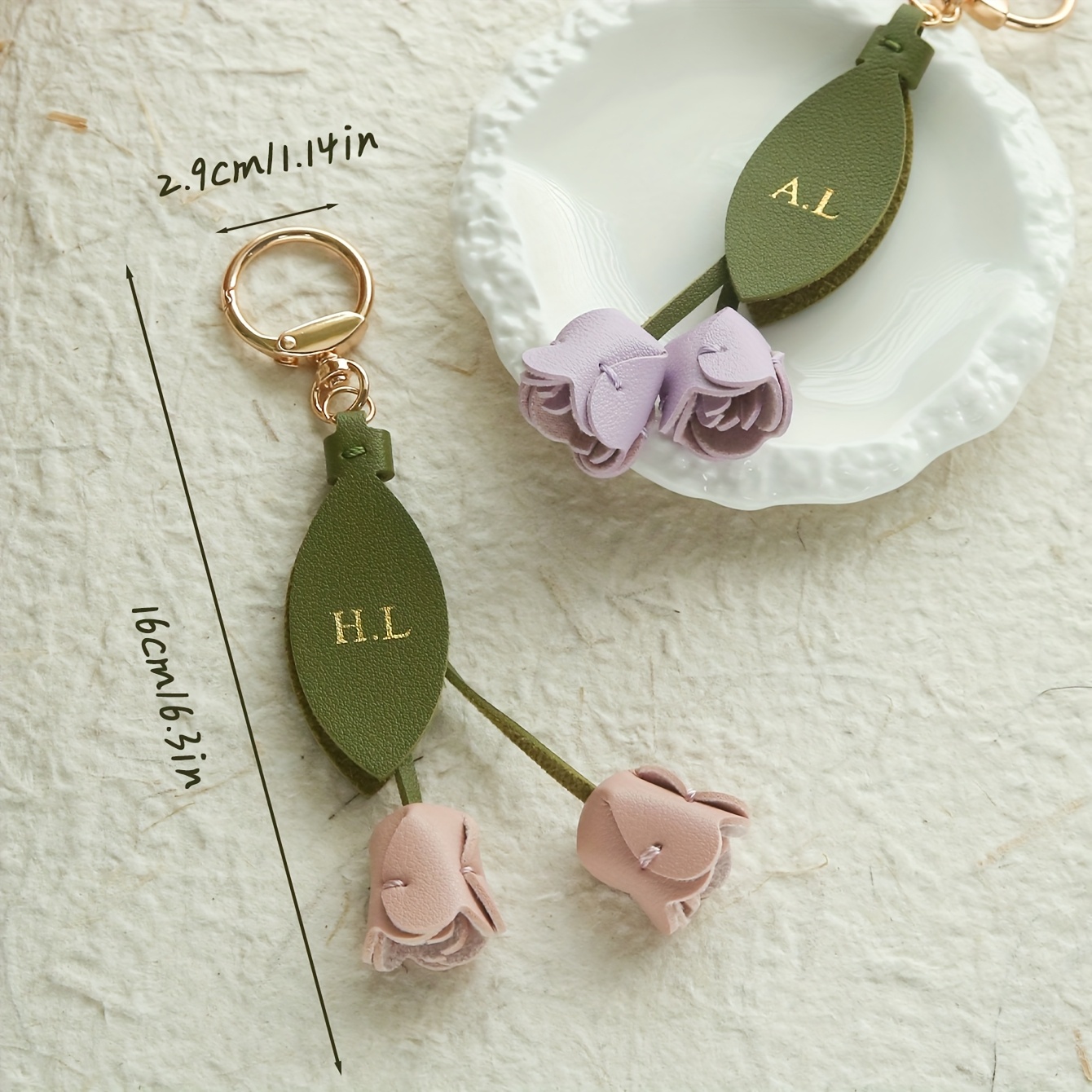 Spersonalizowany brelok do klu – Monogram Keychain Leather recenzja i cena